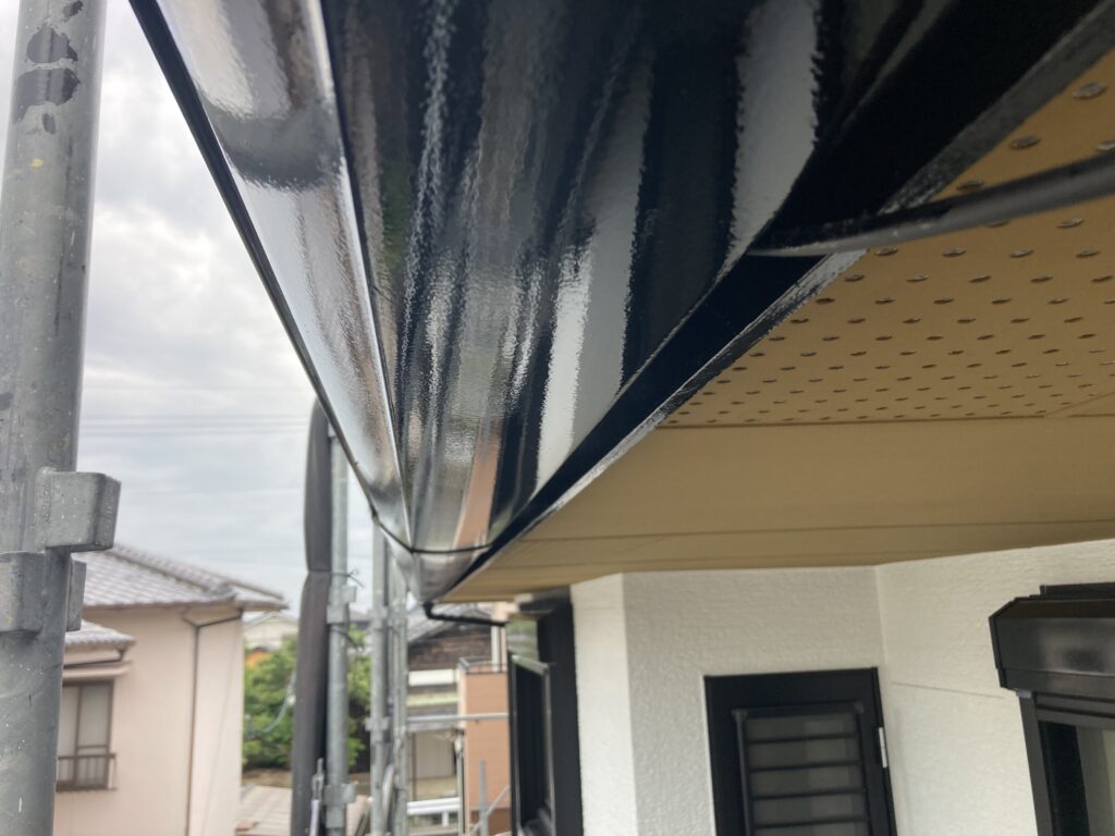 【三潴町 雨樋塗装】雨樋も丁寧に塗装しました｜住まい全体の美しさを整える付帯部塗装