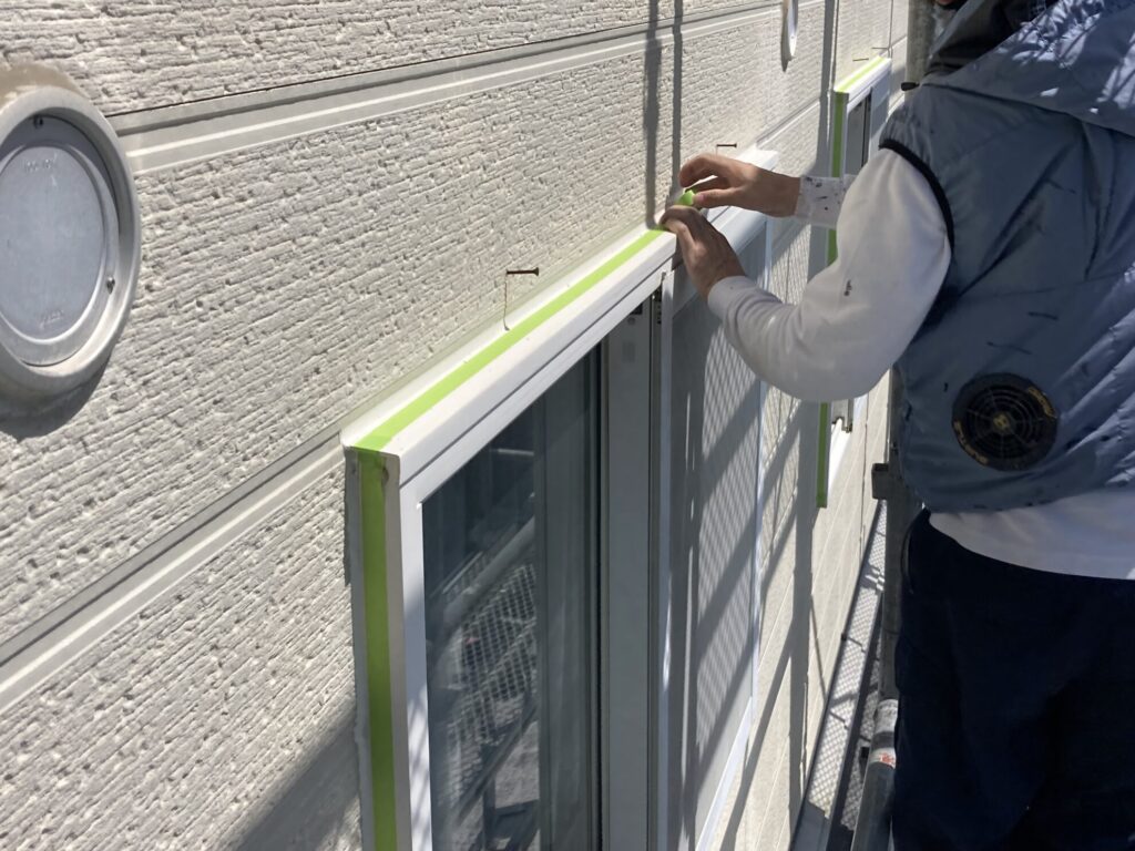【久留米市 外壁塗装】塗る前の養生作業をご紹介｜きれいな仕上がりを支える大切な準備